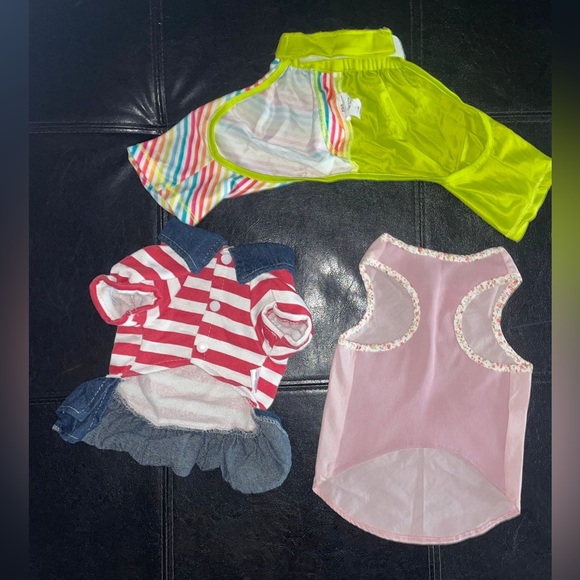 3 clothing piece for small dogs, XS and Small - Picture 9 of 10
